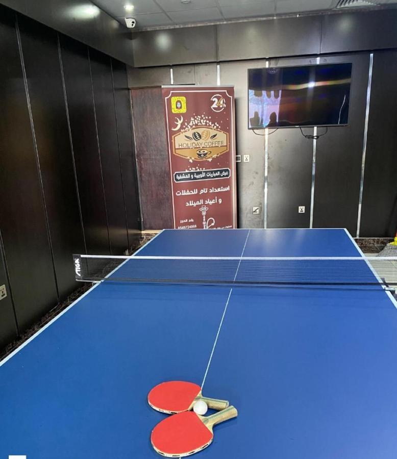 Holiday Furnished Units Дамам Екстериор снимка