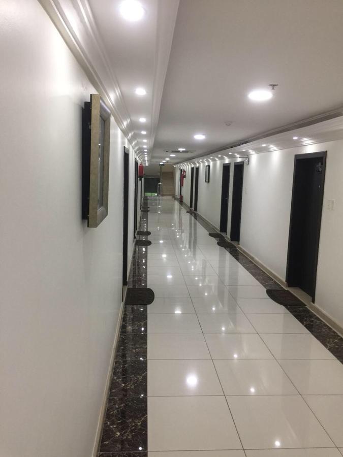 Holiday Furnished Units Дамам Екстериор снимка